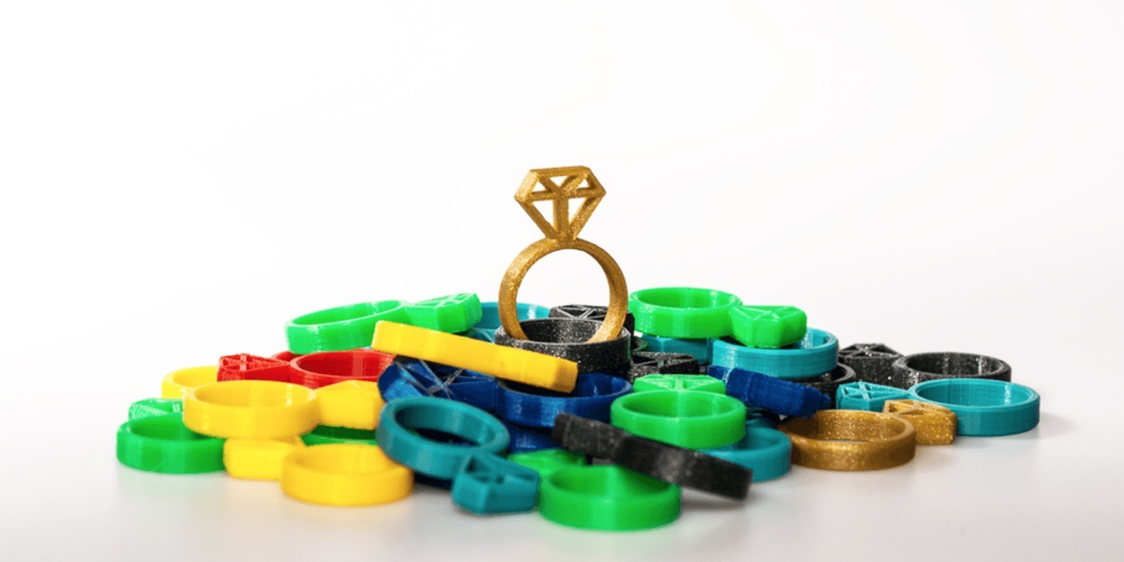 Here is a selection of the best rings 3D models to make with a 3D printer