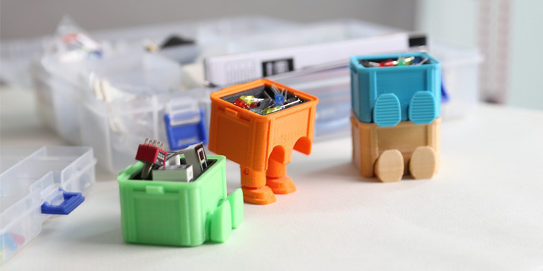 Find here a selection of boxes STL & OBJ files that can be made with 3D printing.