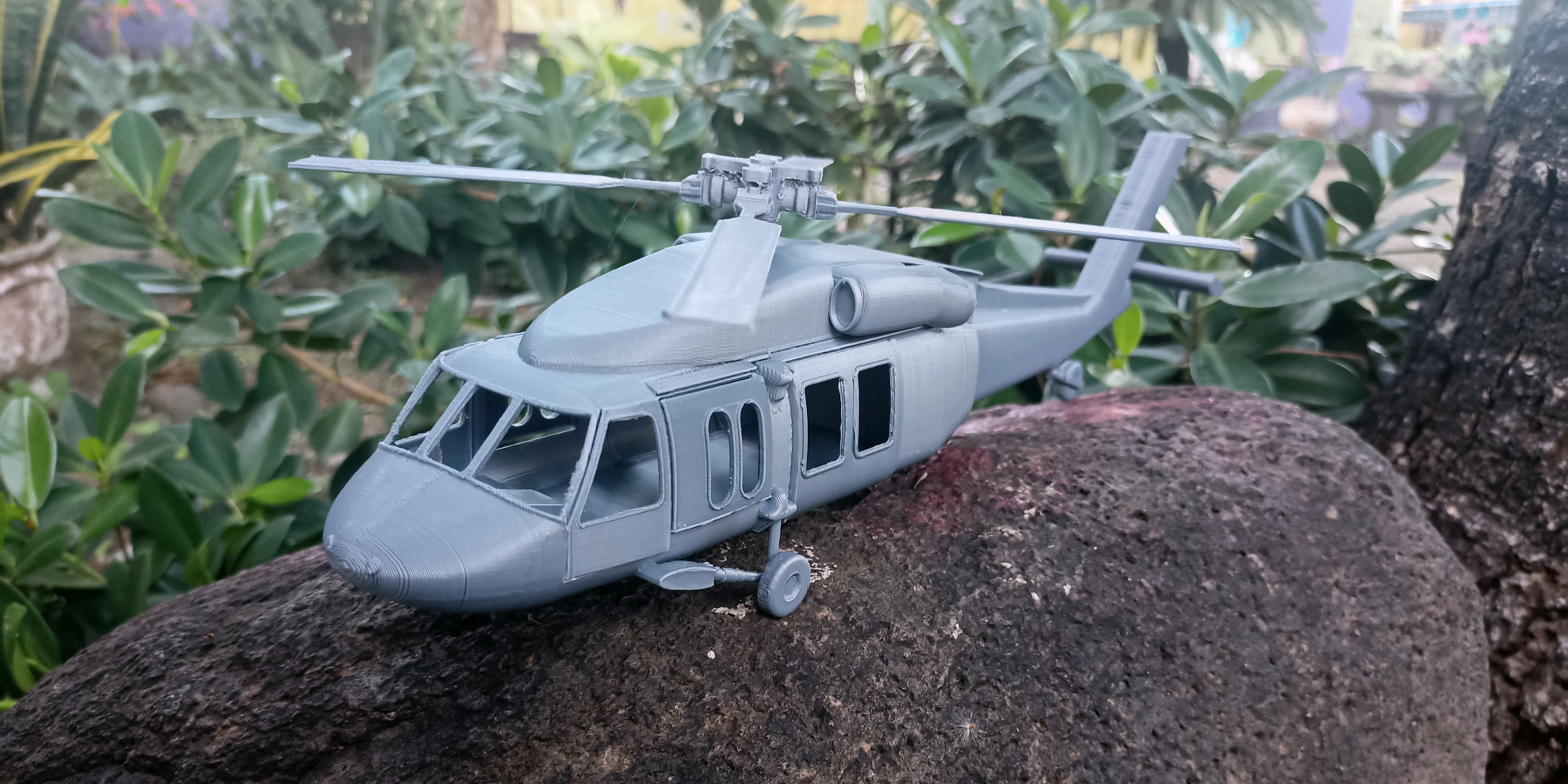 Find here a selection of helicopters 3D designs that can be made with 3D printing.